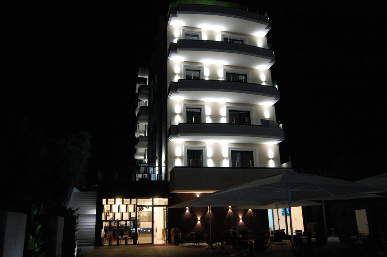 A&G Hotel Radhimë Exteriér fotografie