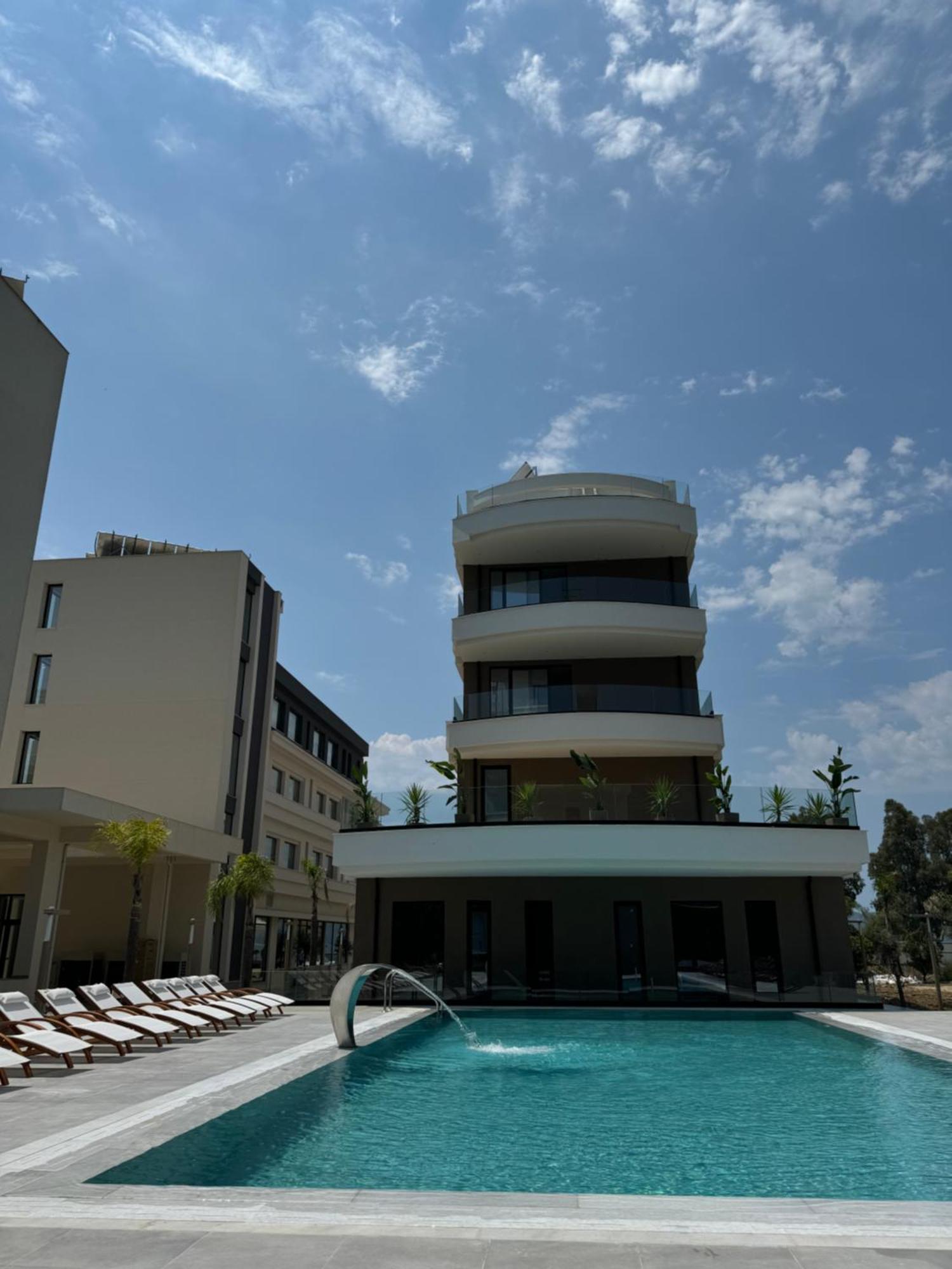 A&G Hotel Radhimë Exteriér fotografie